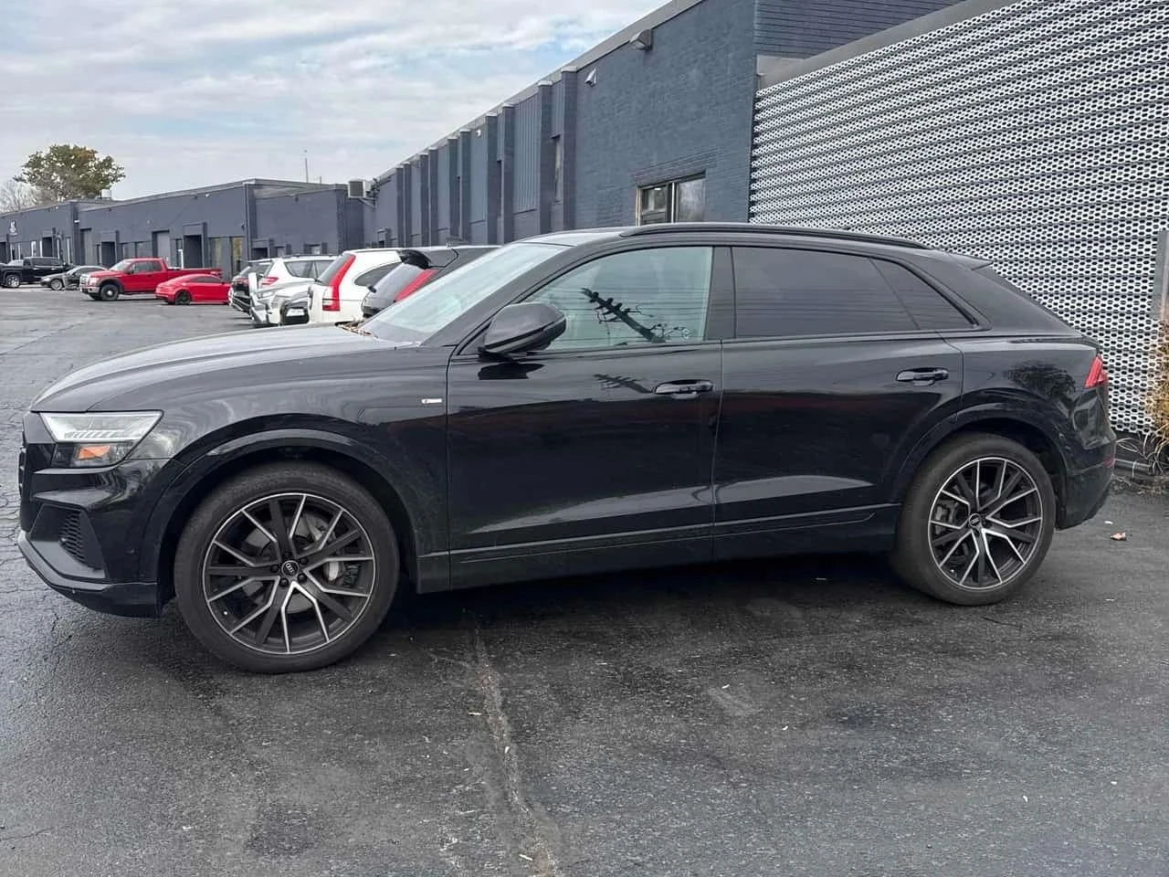 Audi Q8, снимка 2 - Автомобили и джипове - 56716847