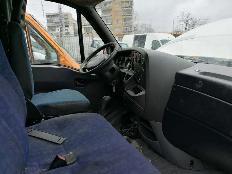 Iveco 35s13 2.3mJet, снимка 4 - Бусове и автобуси - 16829692