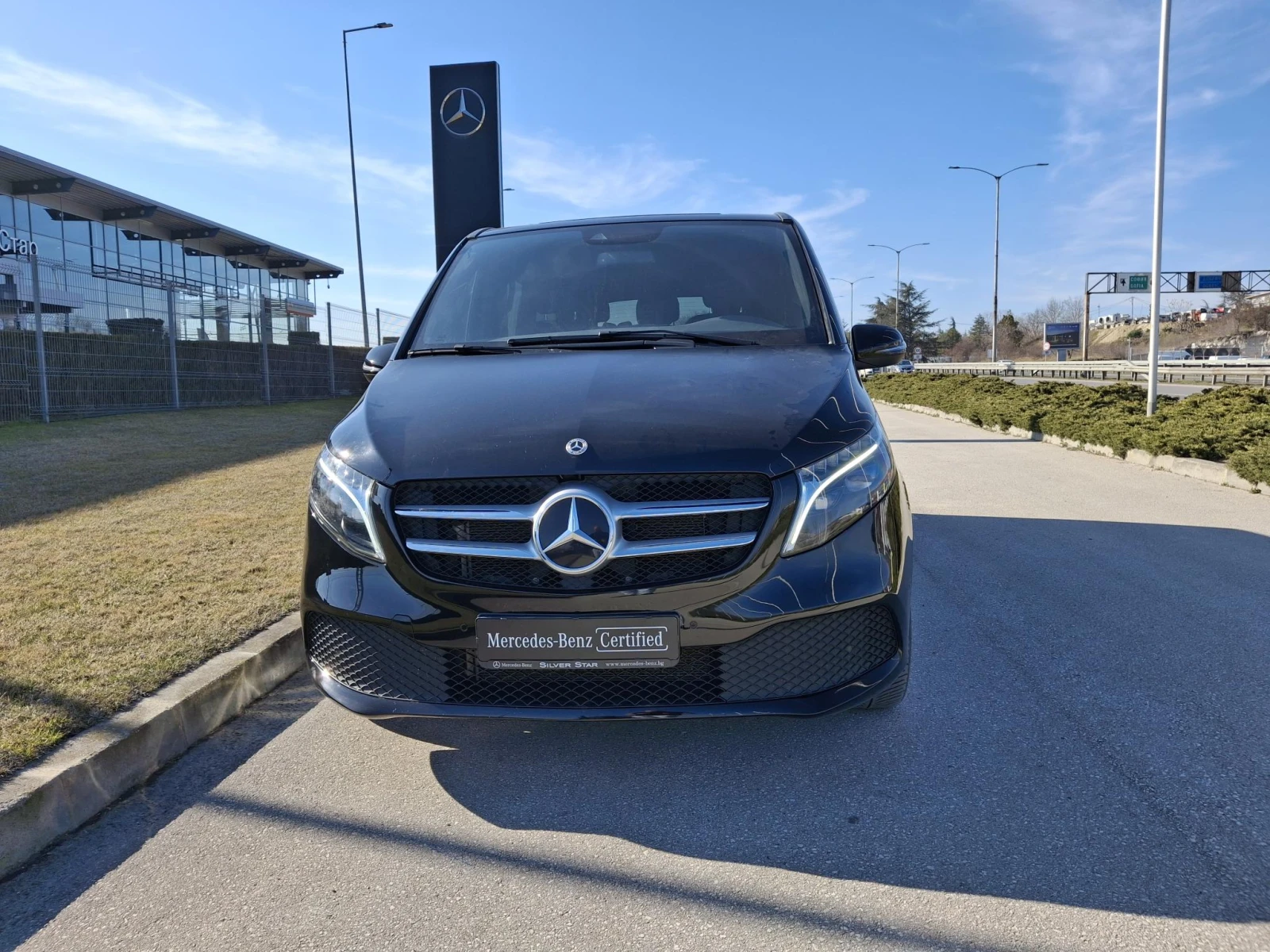 Mercedes-Benz V 300 d 4Matic AVANGARDE Extralang - изображение 2