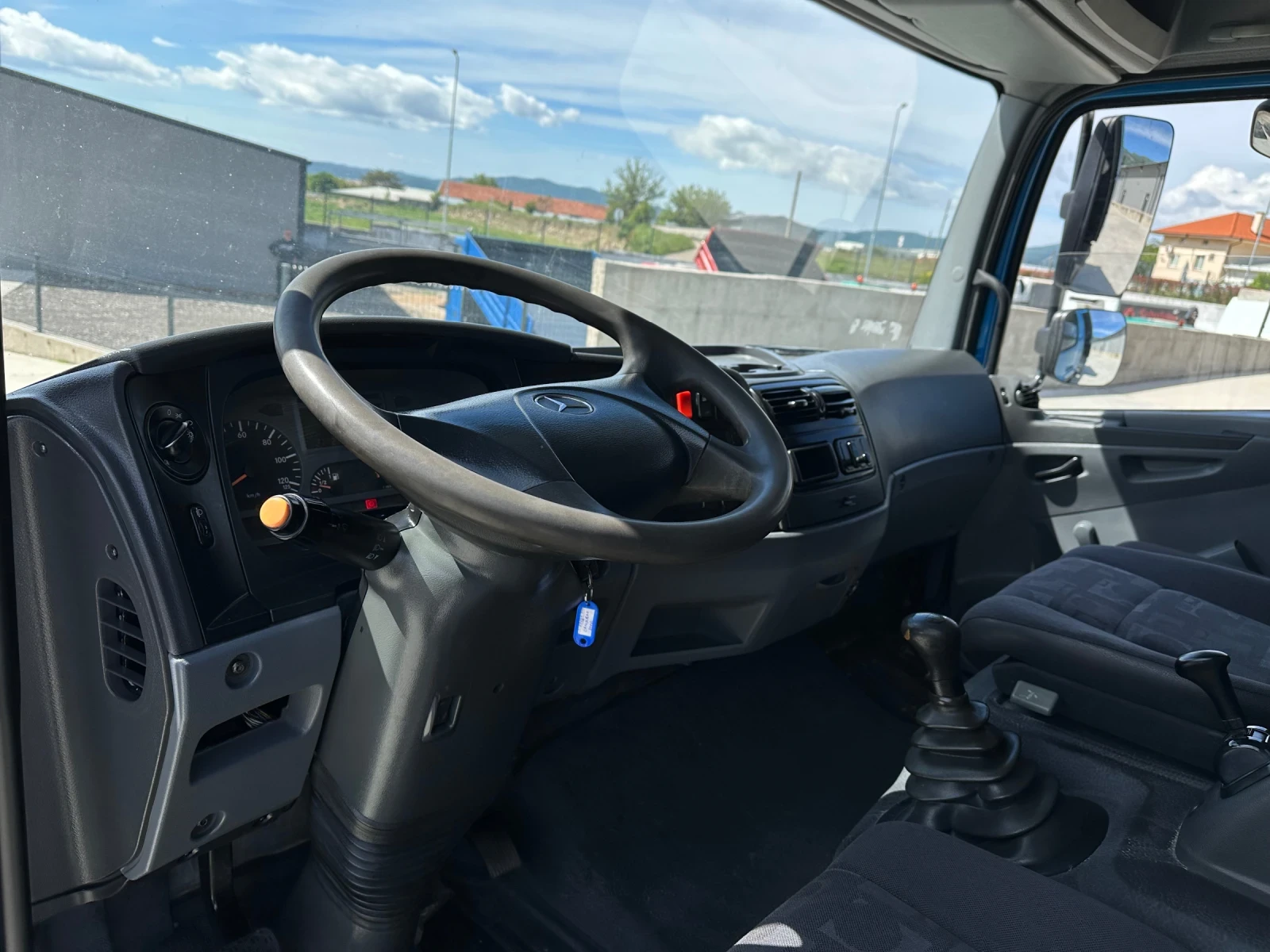 Mercedes-Benz Atego 818* Тристранен самосвал* Топ състояние - изображение 10