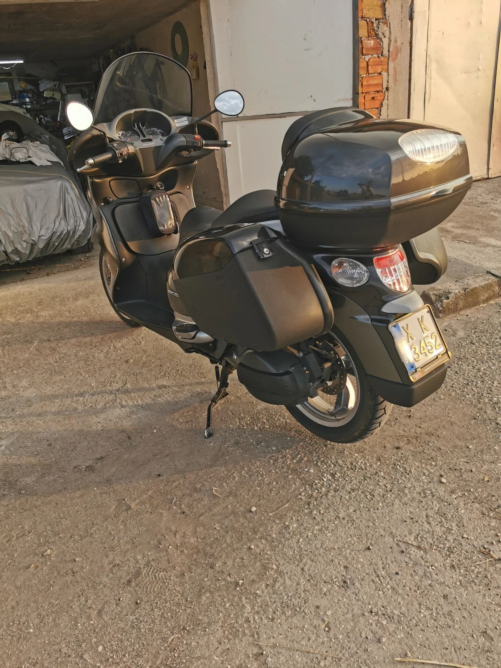 Aprilia Scarabeo Макси Скутер  - изображение 5