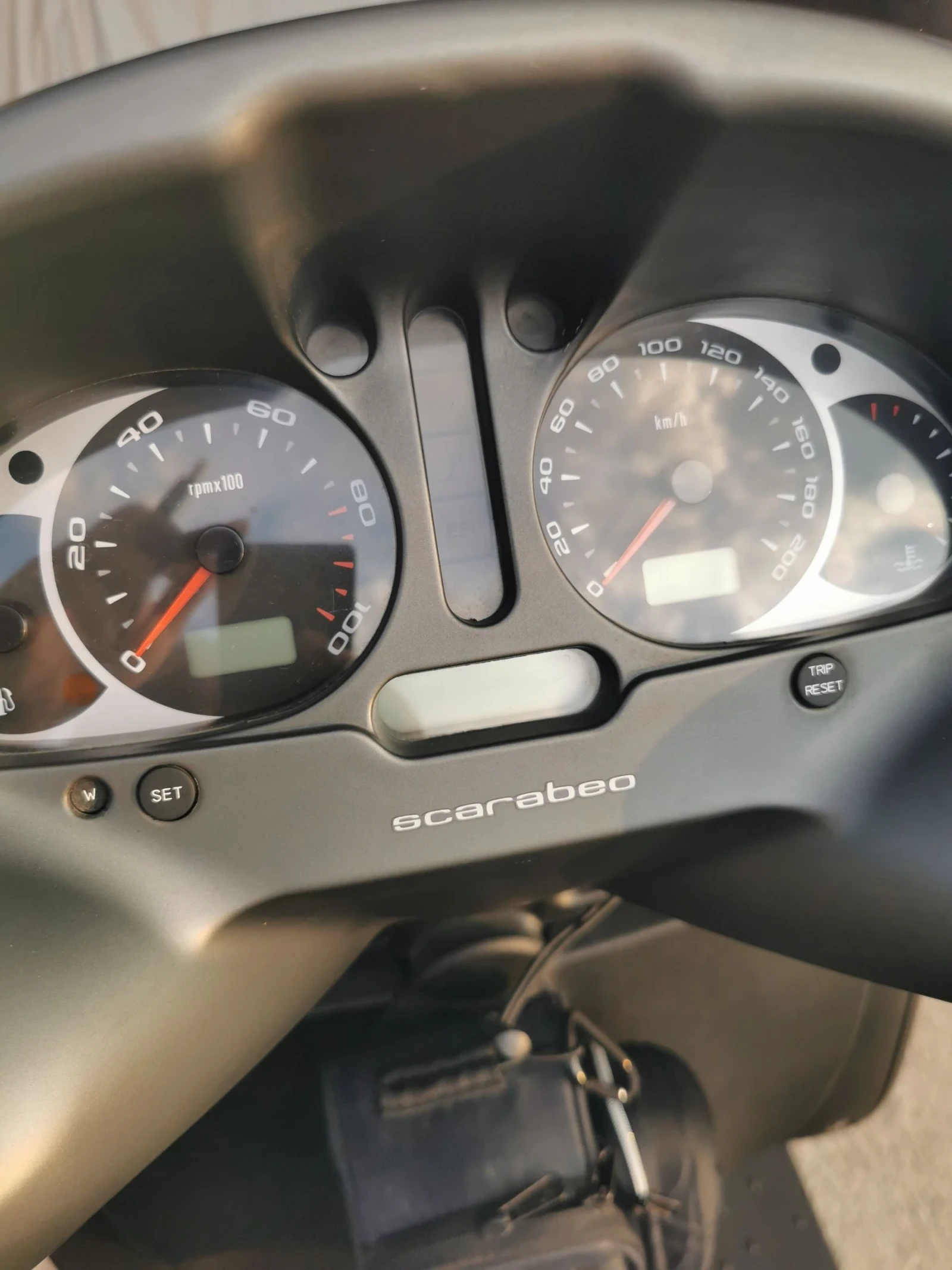 Aprilia Scarabeo Макси Скутер  - изображение 10