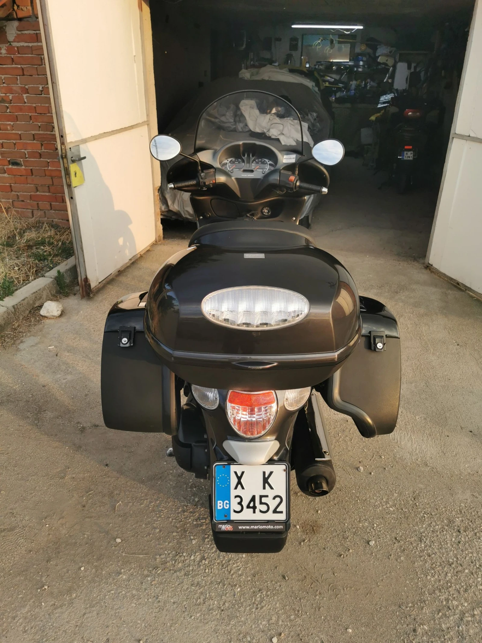 Aprilia Scarabeo Макси Скутер  - изображение 4