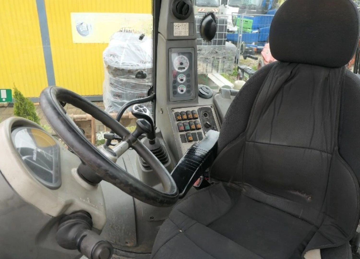  Komatsu Komatsu WB97-5 | Mobile.bg   3