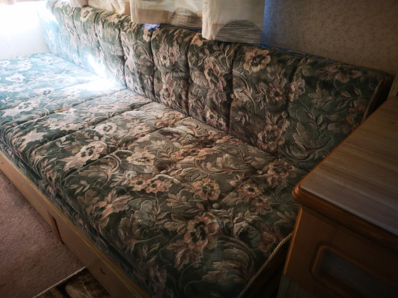 Каравана Eldis pioner, снимка 2 - Каравани и кемпери - 52468748