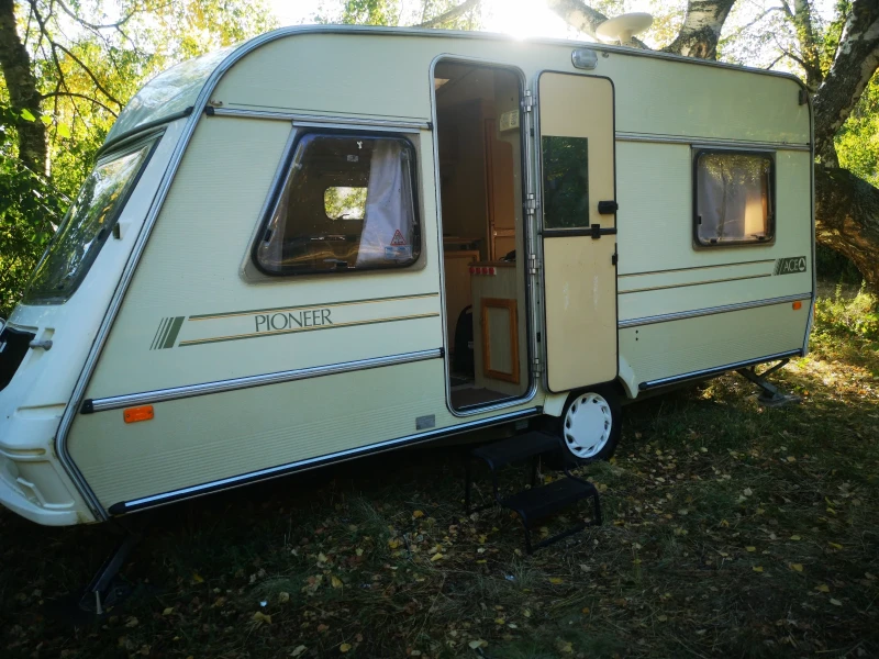 Каравана Eldis pioner, снимка 12 - Каравани и кемпери - 52468748