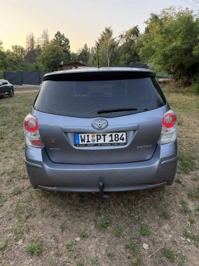 Toyota Corolla verso 2.0 Всички Екстри, снимка 5