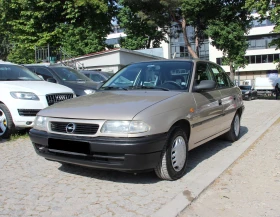 Opel Astra 1.4 С РЕГИСТРАЦИЯ, ПРЕГЛЕД, ГО И ВИНЕТКА 