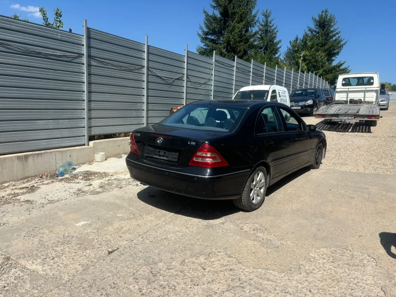 Mercedes-Benz C 220 C220 143 cc, снимка 7 - Автомобили и джипове - 47025298