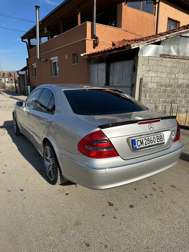 Mercedes-Benz E 320 320cdi 204hp На пружини, снимка 8 - Автомобили и джипове - 48835242