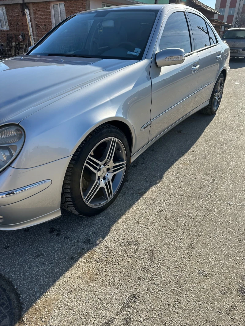 Mercedes-Benz E 320 320cdi 204hp На пружини, снимка 10 - Автомобили и джипове - 48835242