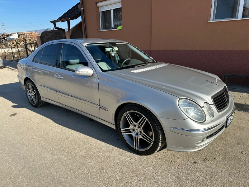 Mercedes-Benz E 320 320cdi 204hp На пружини, снимка 3 - Автомобили и джипове - 48835242