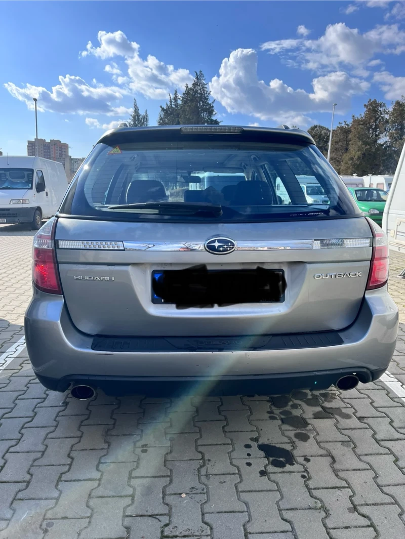 Subaru Outback, снимка 4 - Автомобили и джипове - 48918298