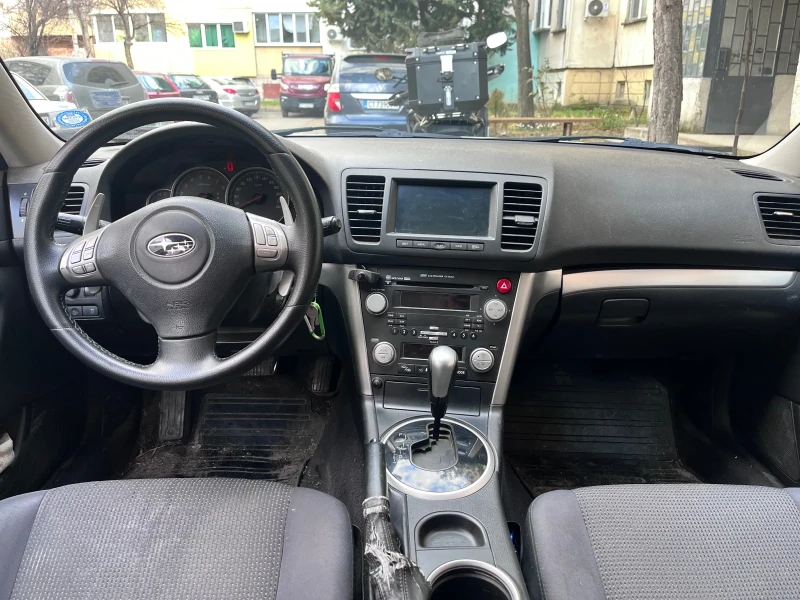 Subaru Outback, снимка 12 - Автомобили и джипове - 48918298