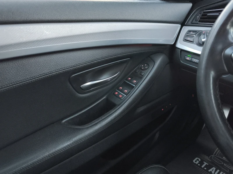 BMW 535 xDrive LCI * FULL, снимка 14 - Автомобили и джипове - 51390840