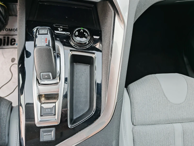 Peugeot 5008 1.6 BENZIN 7 MESNA, снимка 12 - Автомобили и джипове - 51679712