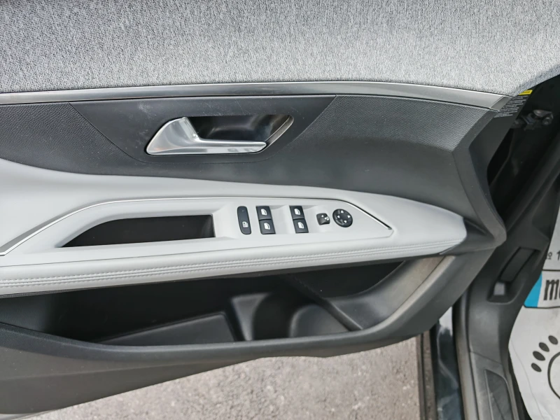 Peugeot 5008 1.6 BENZIN 7 MESNA, снимка 8 - Автомобили и джипове - 51679712