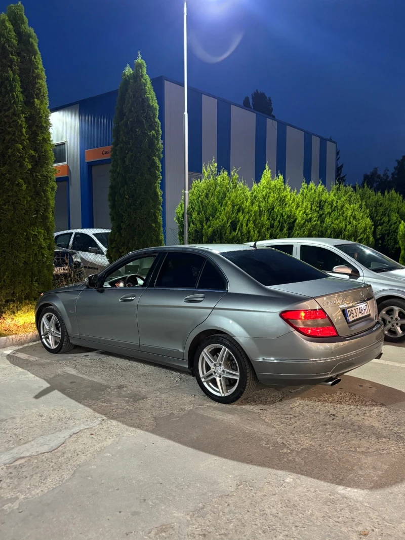 Mercedes-Benz C 320 3.2-4 matic, снимка 3 - Автомобили и джипове - 51766114