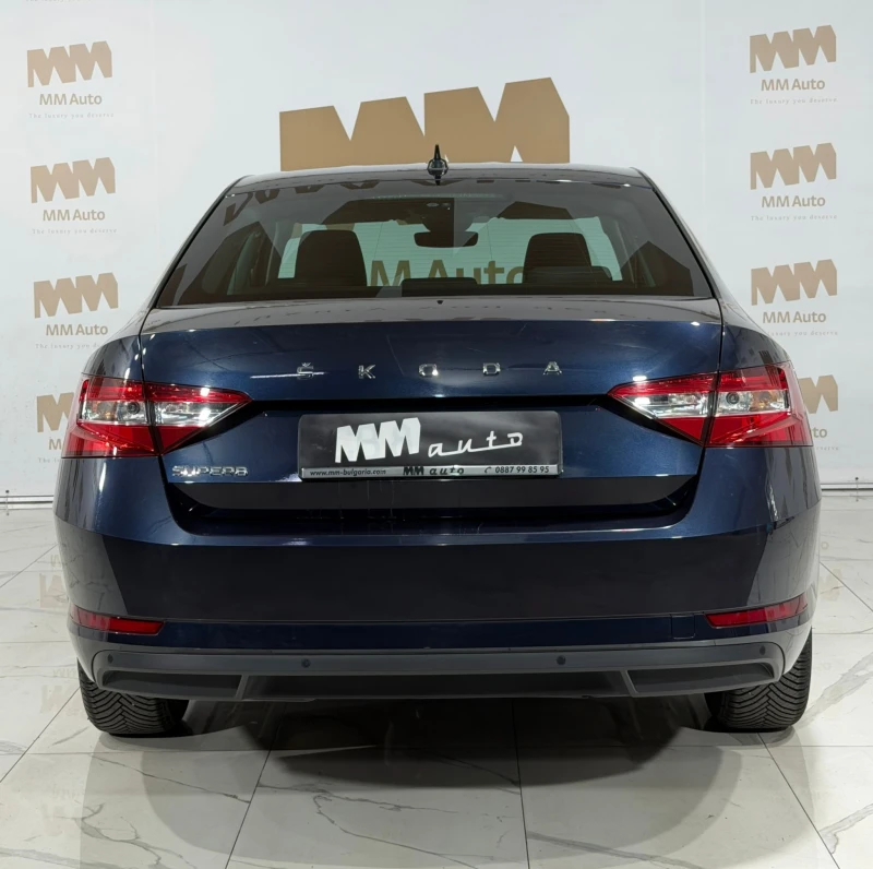 Skoda Superb 2.0 TDI* Facelift* Подгрев* DSG* Асистенти, снимка 5 - Автомобили и джипове - 52558722