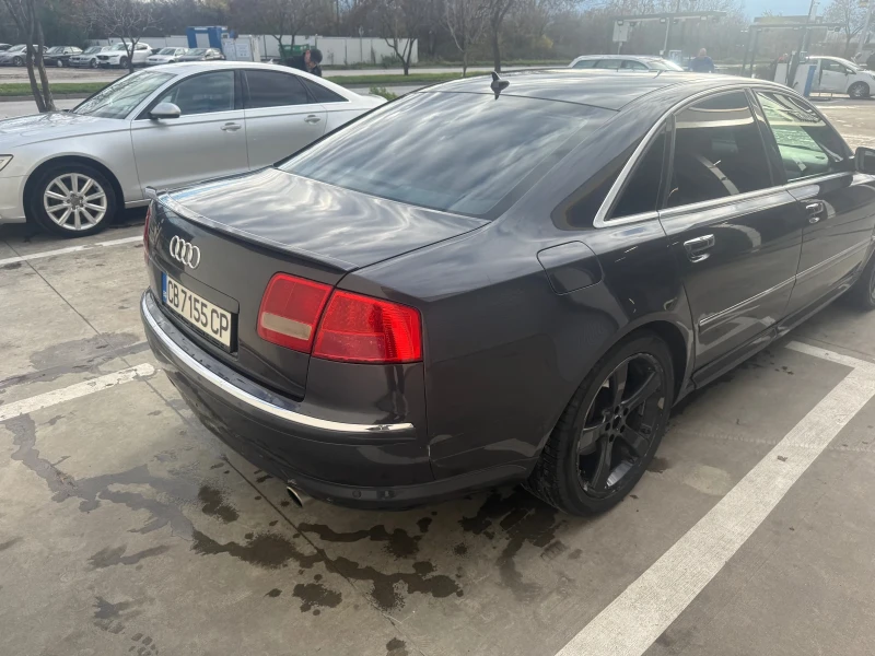 Audi A8 4.2 Бензин, снимка 5 - Автомобили и джипове - 52592599