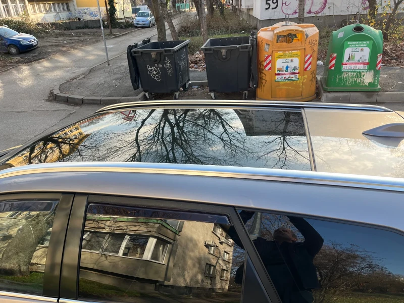 Toyota Auris, снимка 5 - Автомобили и джипове - 52890959