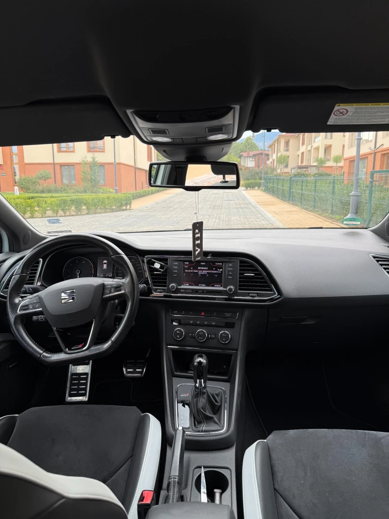 Seat Leon Cupra 2.0, снимка 8 - Автомобили и джипове - 52961893