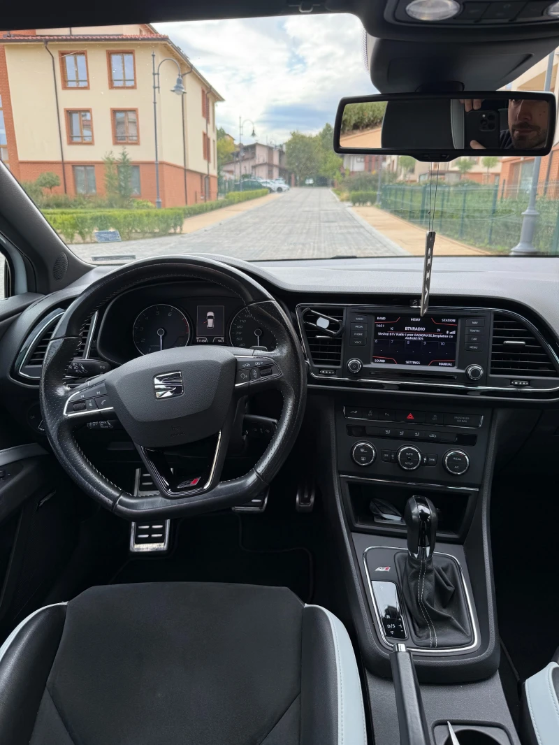 Seat Leon Cupra 2.0, снимка 9 - Автомобили и джипове - 52961893