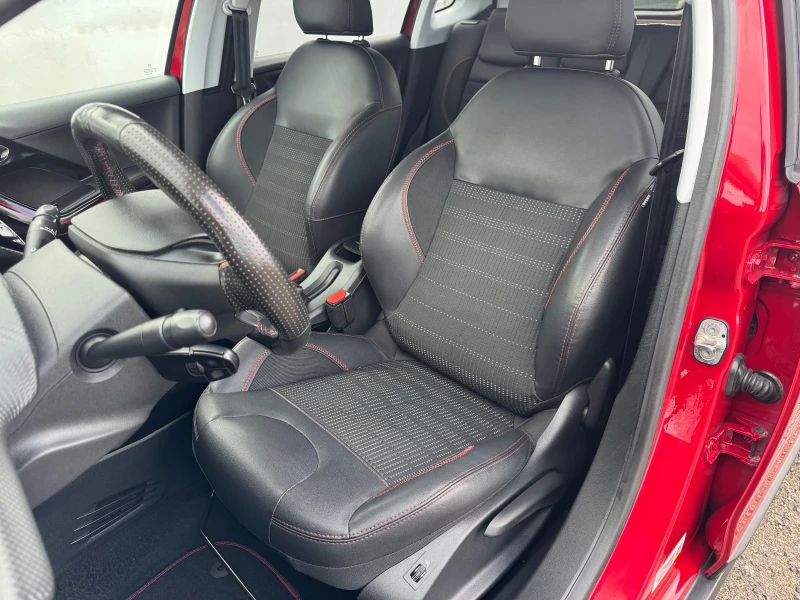 Peugeot 2008 GT LINE 1.2T * CAMERA* NAVI* SERVICE* , снимка 9 - Автомобили и джипове - 53393539