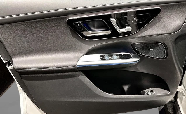 Mercedes-Benz GLC 200 4Matic = AMG Line = Advanced Plus Гаранция - изображение 4