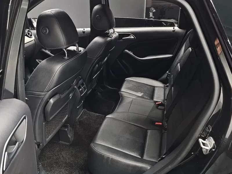 Mercedes-Benz B 200 2.0, снимка 12 - Автомобили и джипове - 54278391