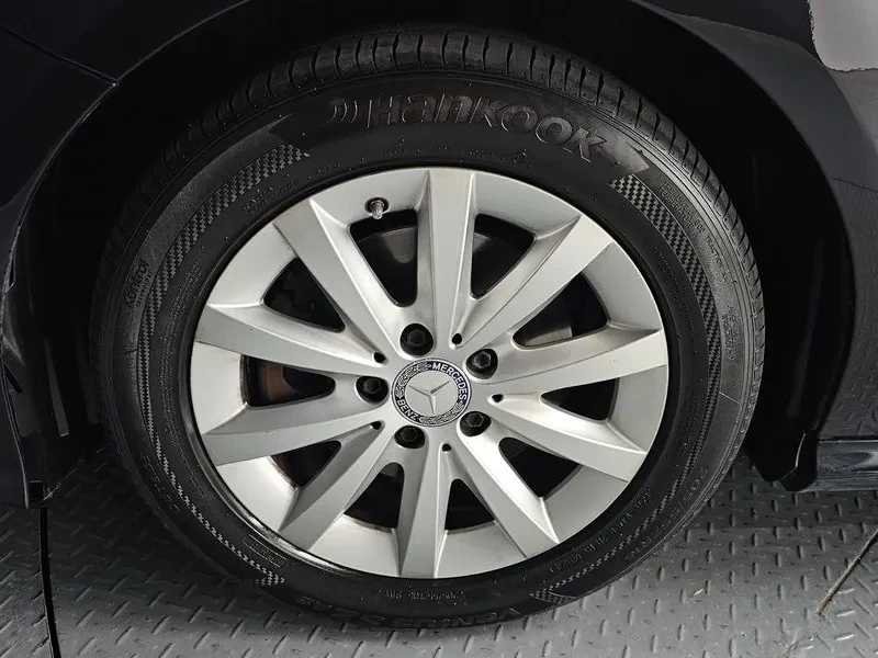 Mercedes-Benz B 200 2.0, снимка 5 - Автомобили и джипове - 54278391