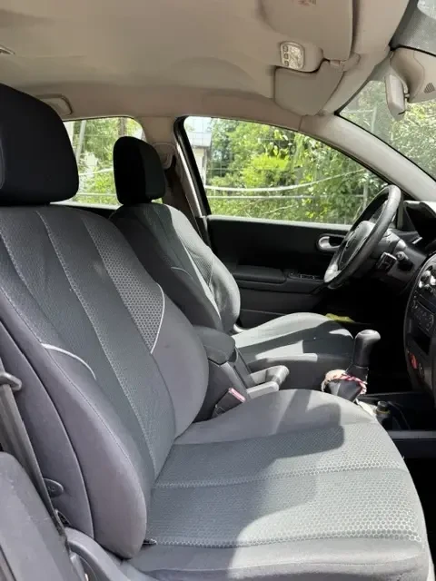 Renault Megane 1.6, снимка 9 - Автомобили и джипове - 54868000