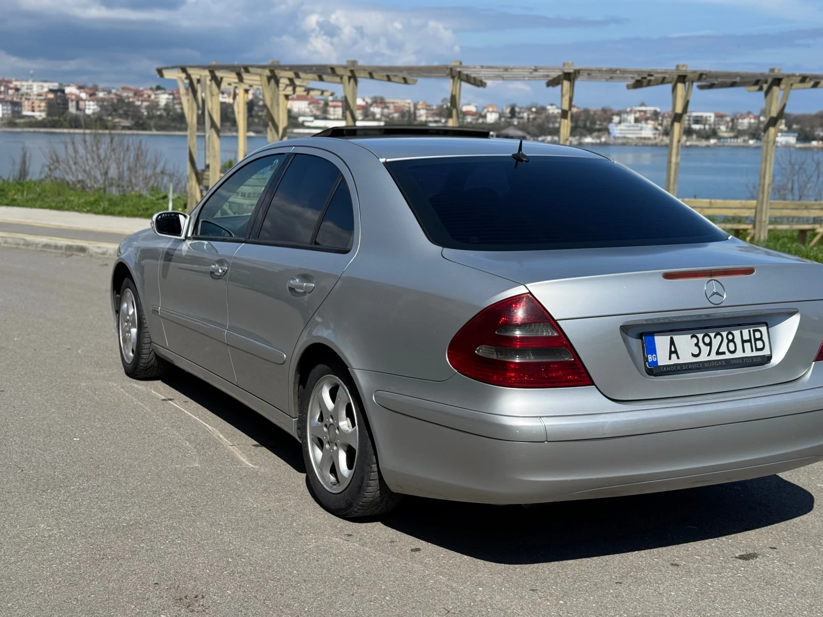 Mercedes-Benz 220  - изображение 5