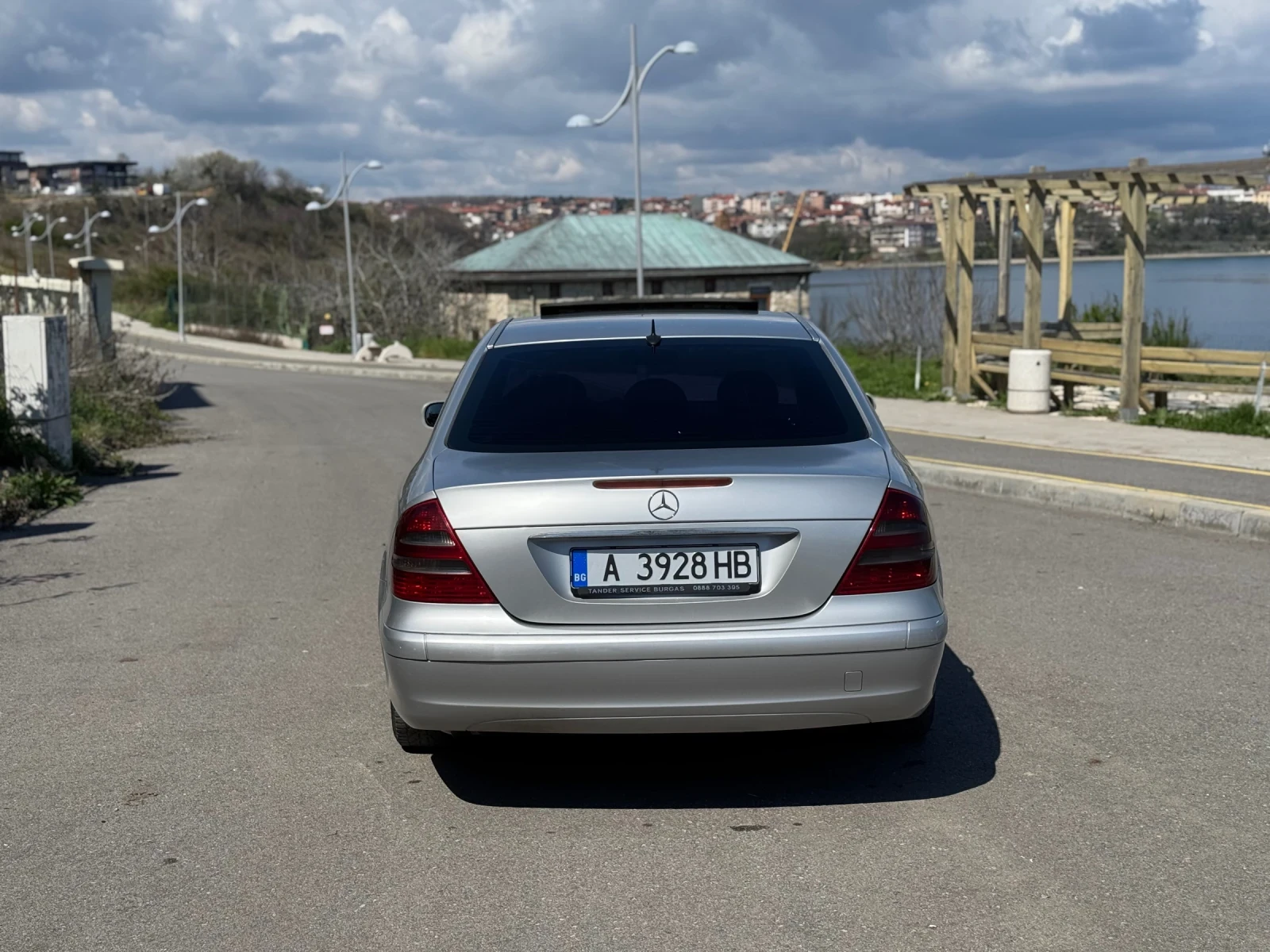 Mercedes-Benz 220  - изображение 4