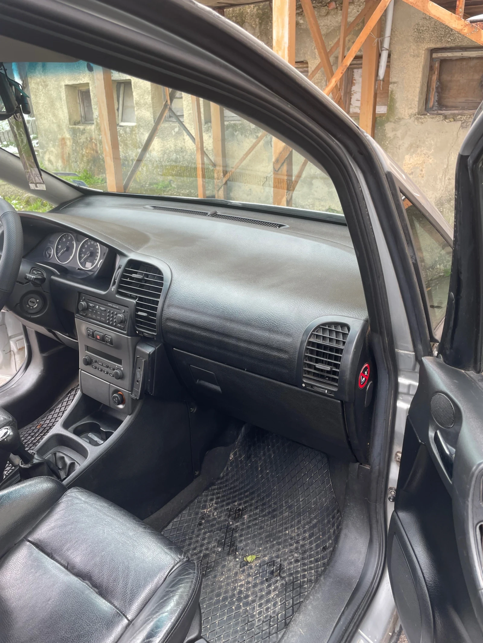 Opel Zafira  - изображение 8
