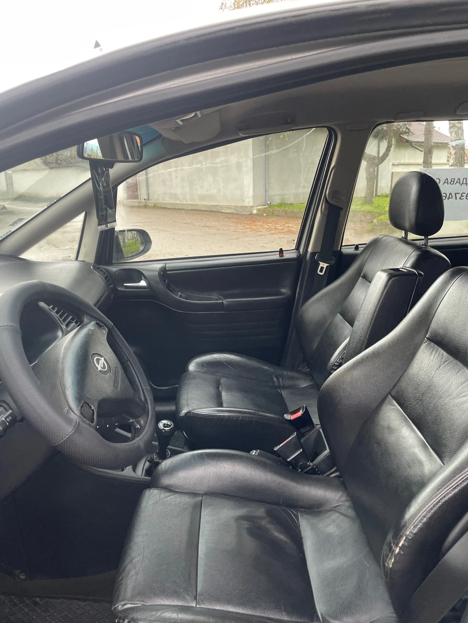Opel Zafira  - изображение 2
