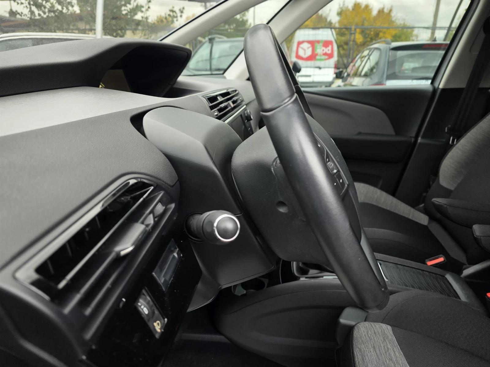 Citroen C4 Picasso 1.2i 131ps | Mobile.bg   13