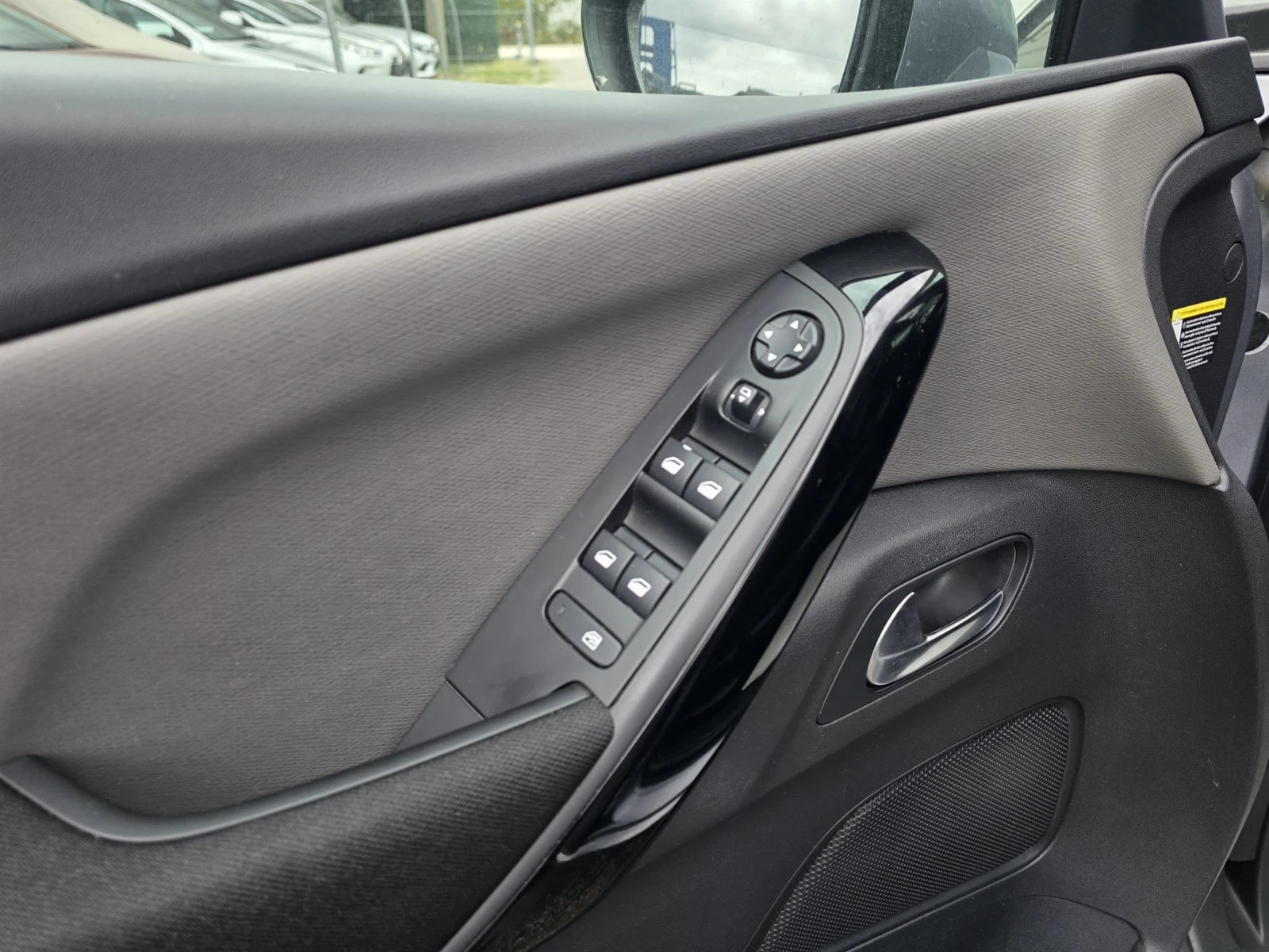 Citroen C4 Picasso 1.2i 131ps | Mobile.bg   12