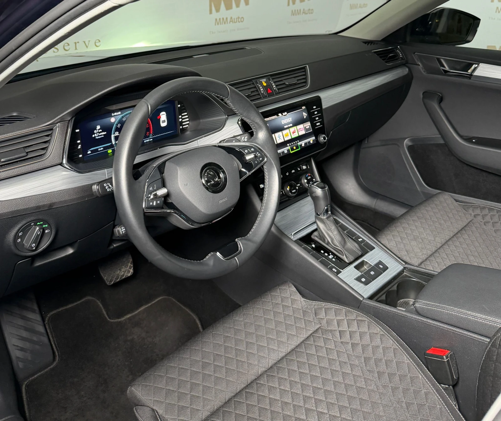 Skoda Superb 2.0 TDI* Facelift* Подгрев* DSG* Асистенти - изображение 7