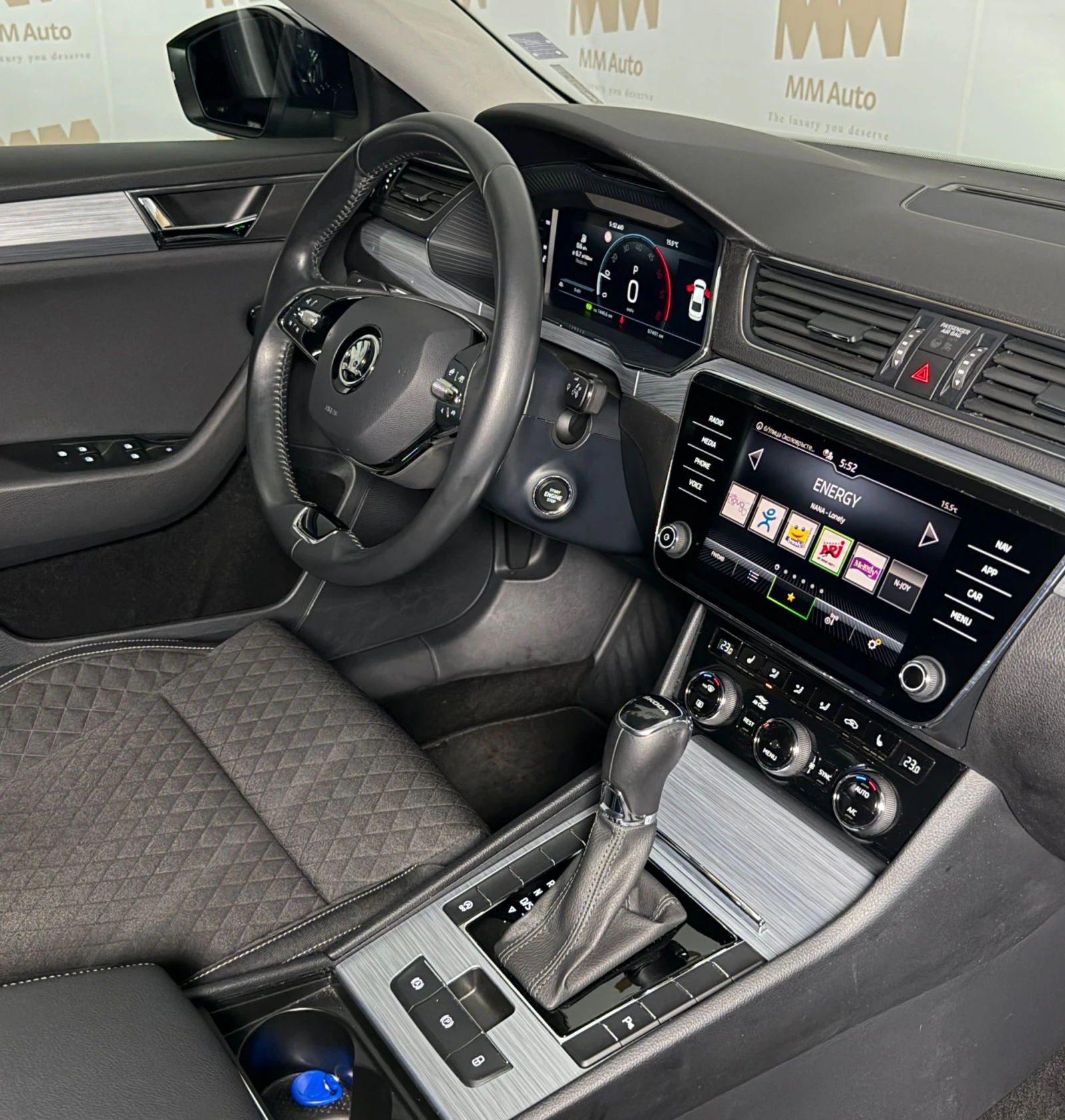 Skoda Superb 2.0 TDI* Facelift* Подгрев* DSG* Асистенти - изображение 9