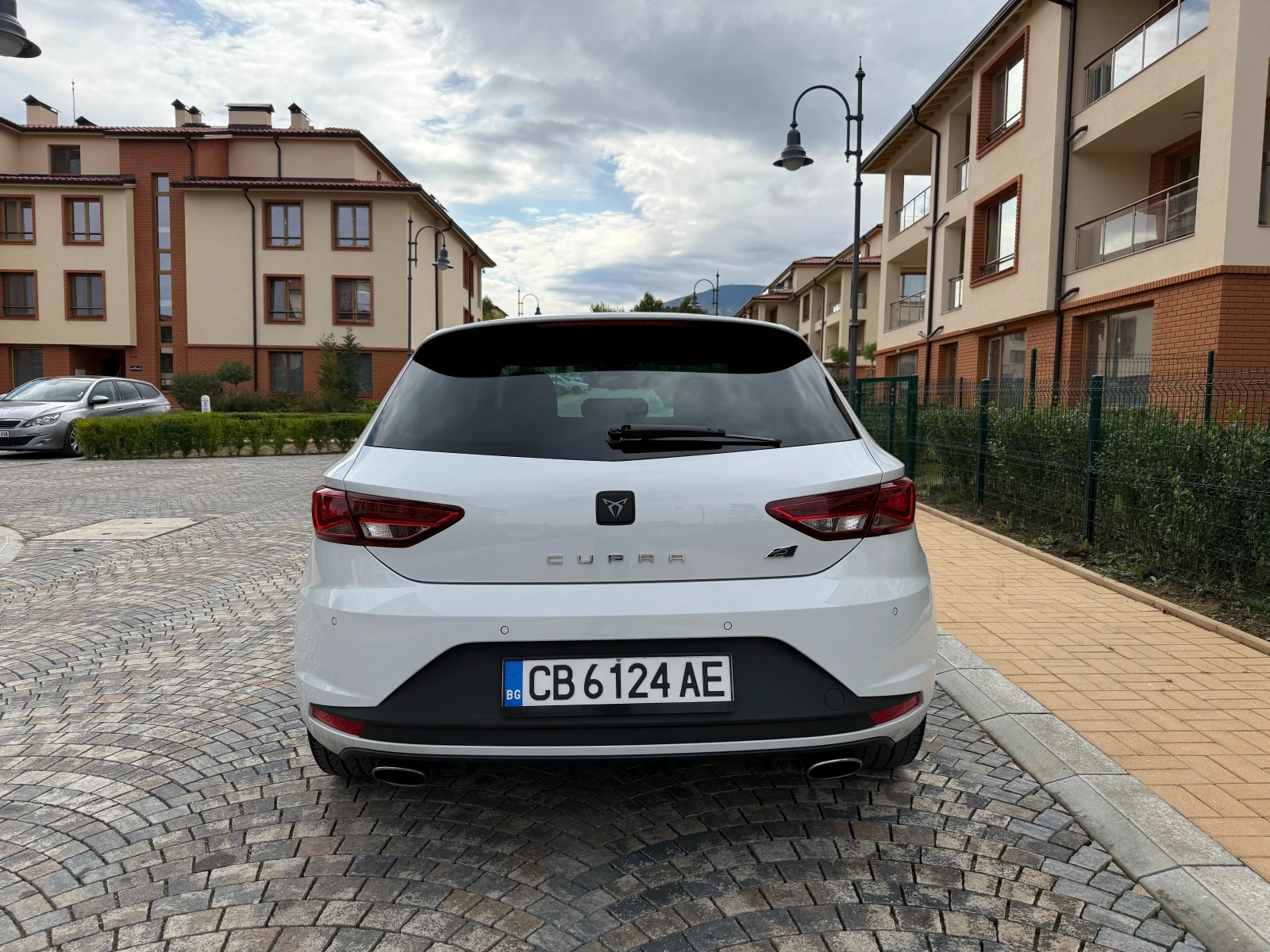 Seat Leon Cupra 2.0 - изображение 3