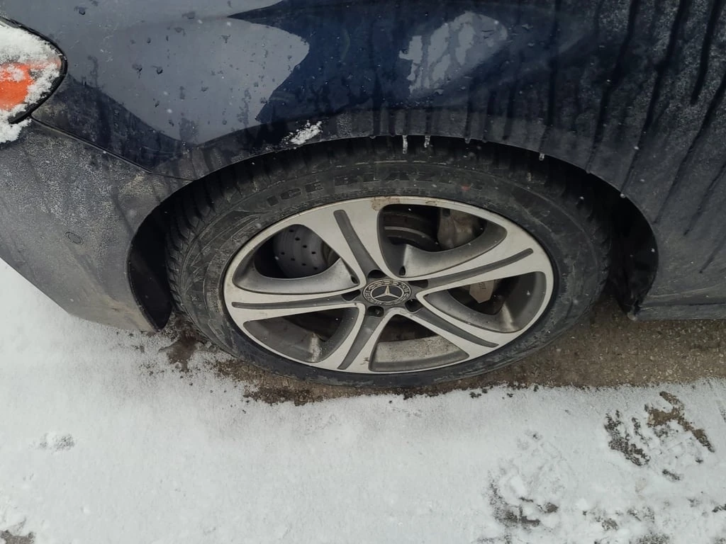 Mercedes-Benz E 400 * CARFAX * БЕЗ ПЪРВОНАЧАЛНА ВНОСКА - изображение 6