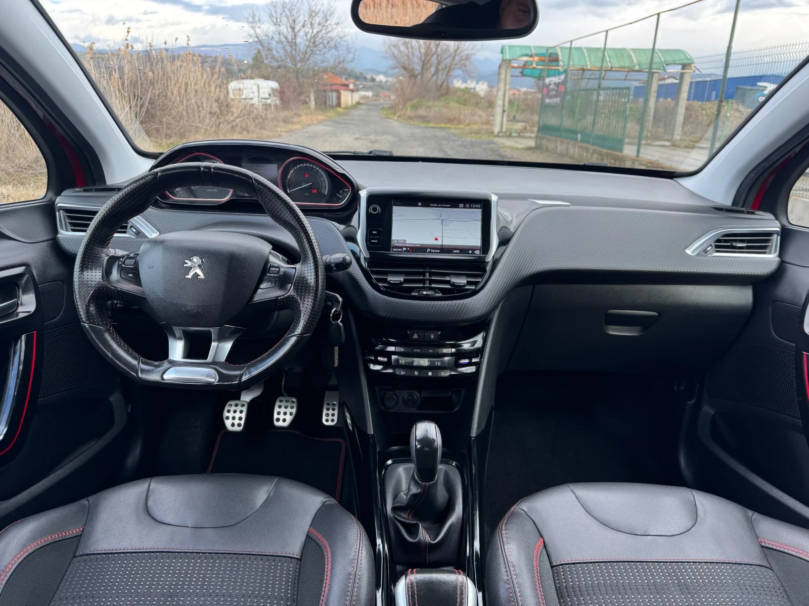 Peugeot 2008 GT LINE 1.2T * CAMERA* NAVI* SERVICE*  - изображение 10