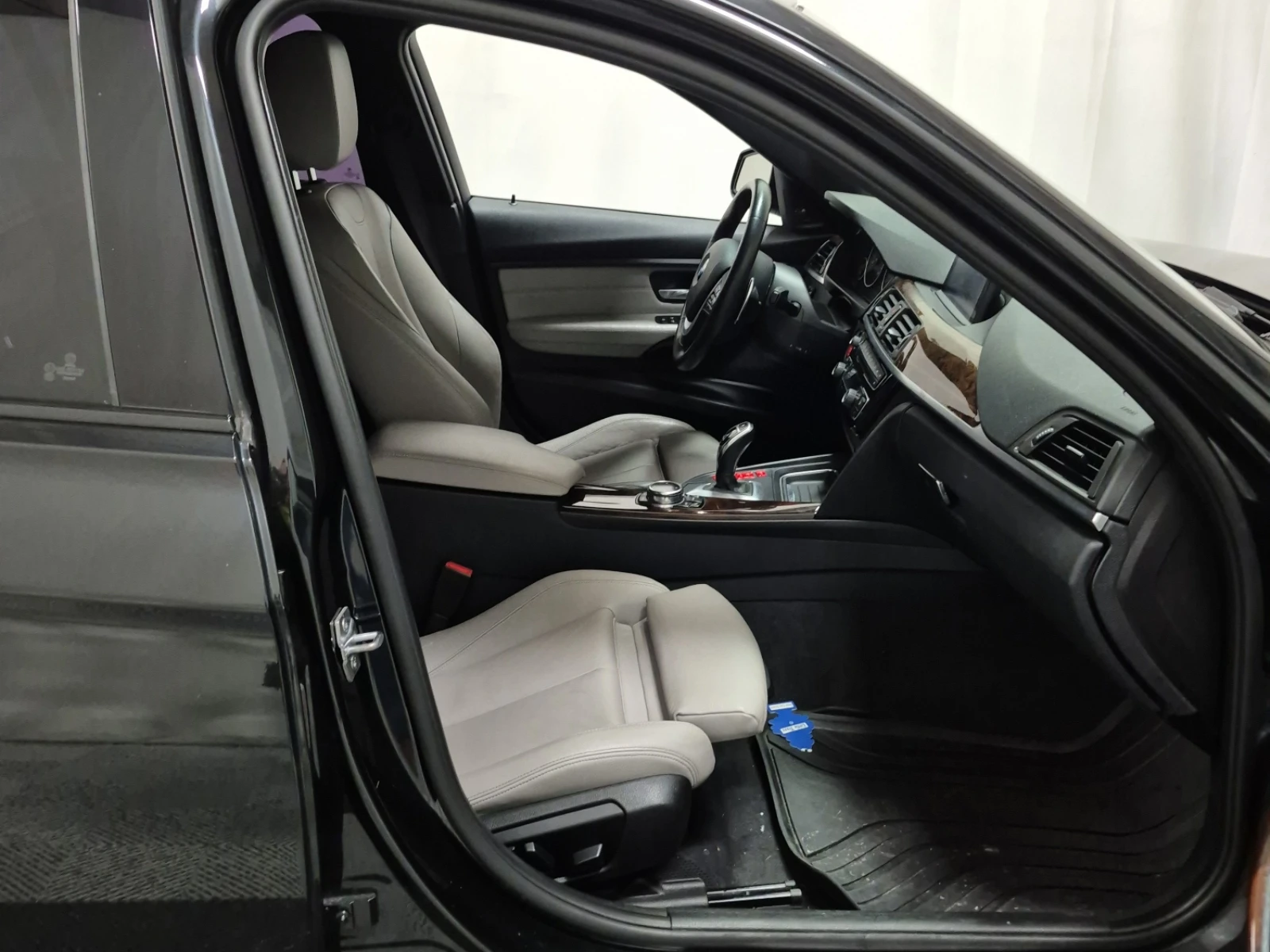 BMW 328 i X-DRIVE* KEYLESS* 360CAM* ����������(���� �� ��) | Mobile.bg � ����������� 11