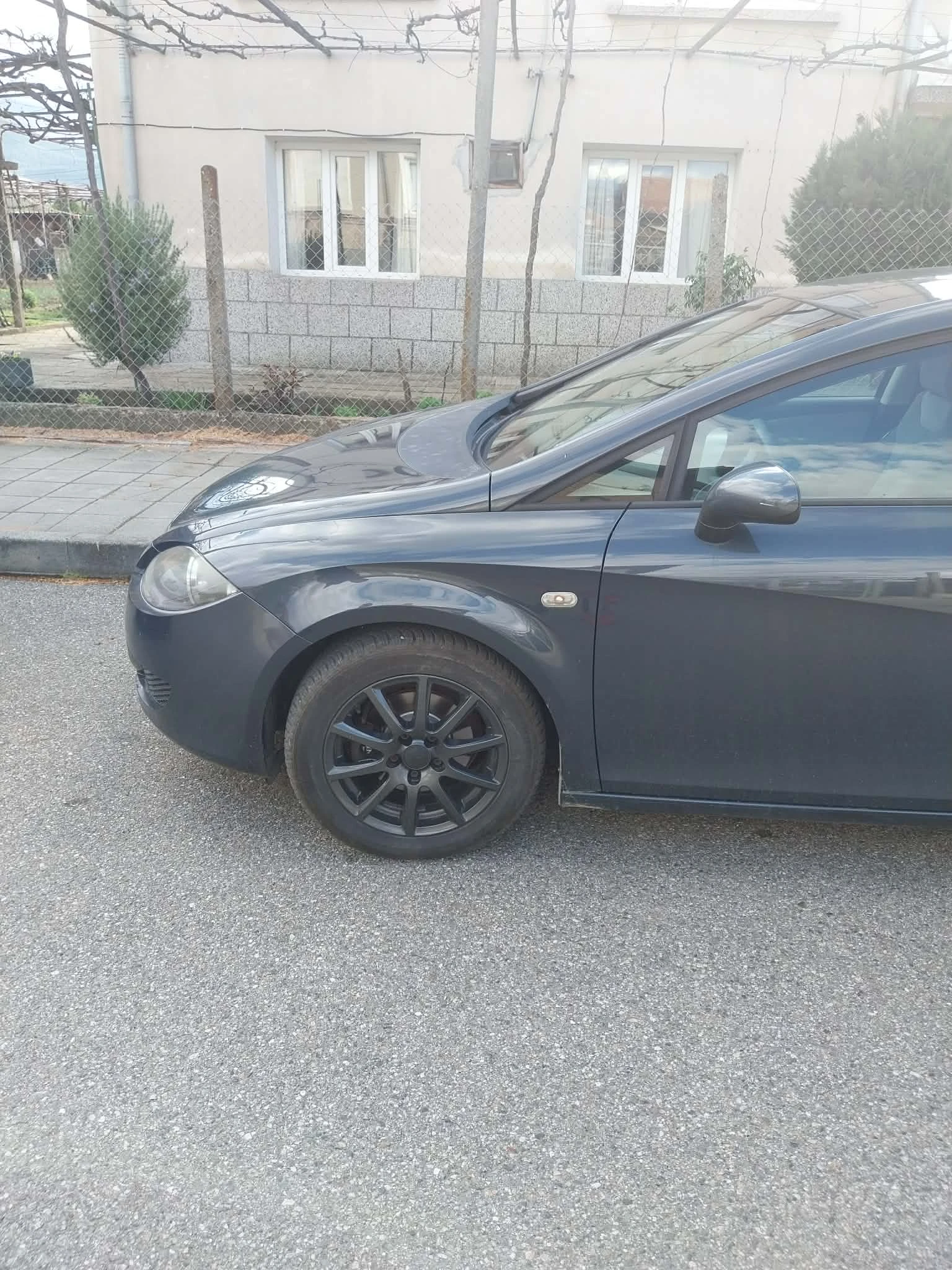 Seat Leon Бензин/Газ, снимка 3 - Автомобили и джипове - 54096510