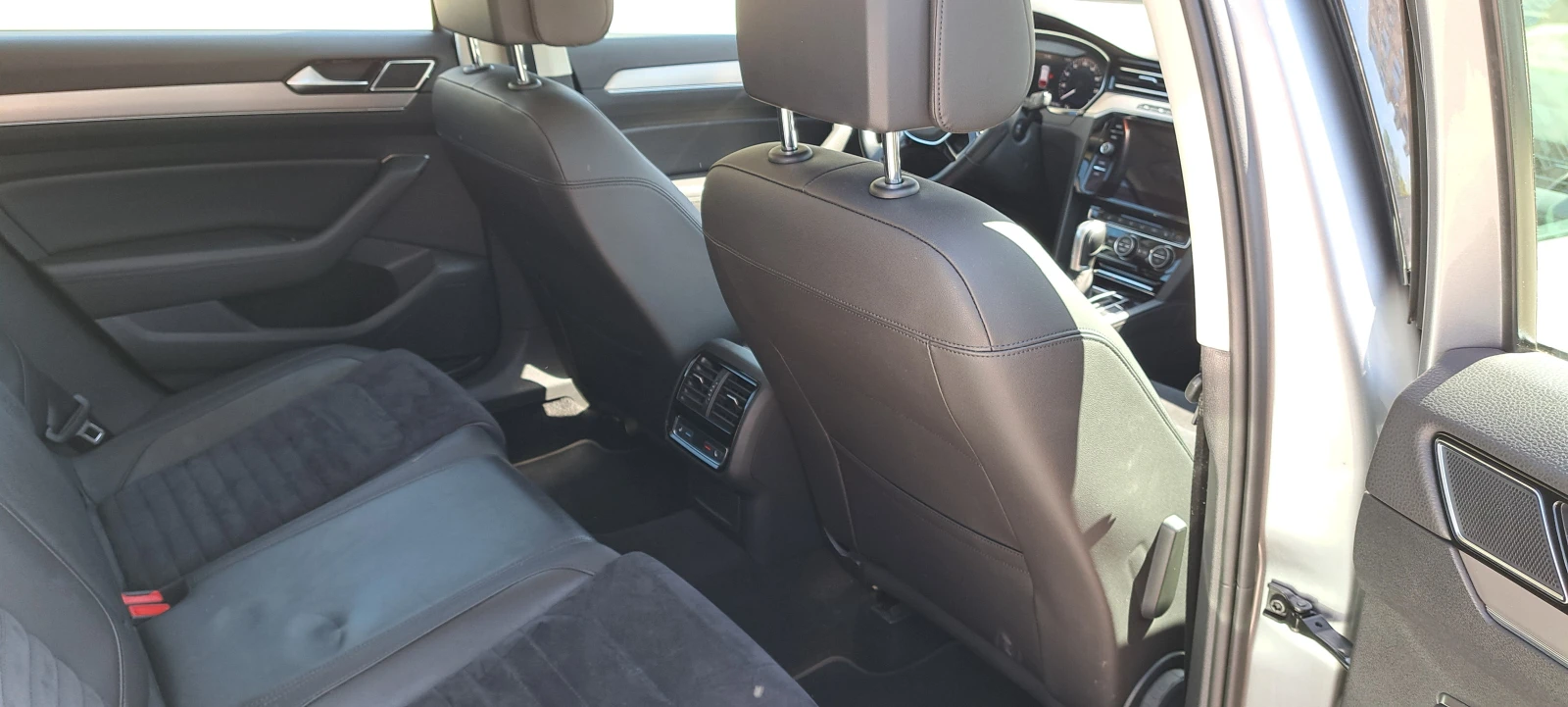 VW Passat SS HL 2.0TDI SCR BMT 4MOTION, снимка 11 - Автомобили и джипове - 54253049