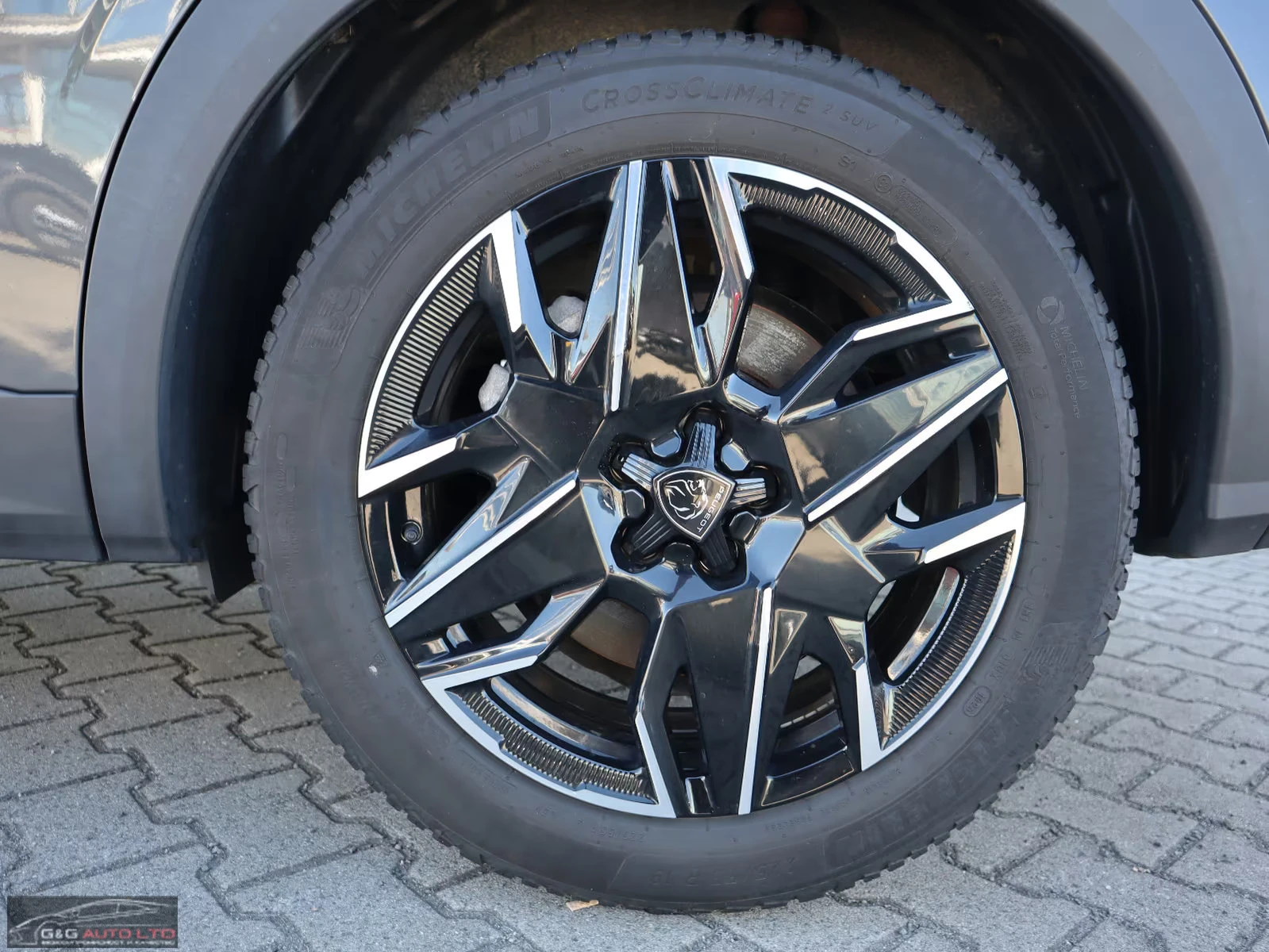 Peugeot 5008 1.2MHEV/145HP/GT-LINE/7S/MASSAGE/360/MEMO/220q | Mobile.bg � ����������� 15