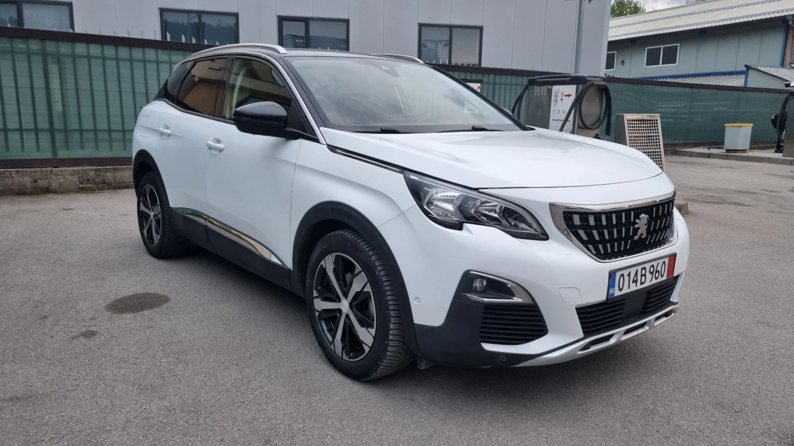 Peugeot 3008 SUV Euro 6d, снимка 3 - Автомобили и джипове - 54511554