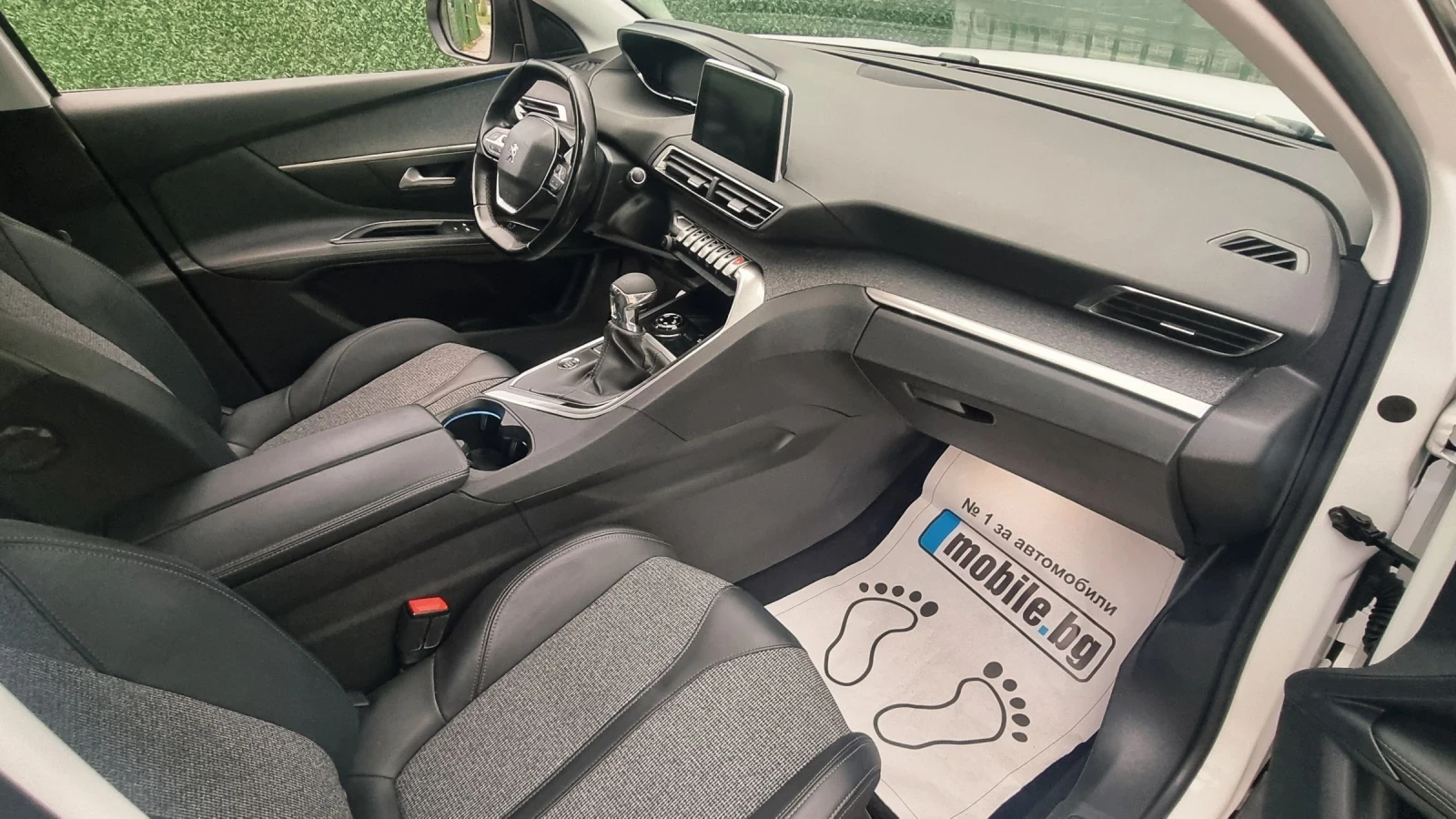 Peugeot 3008 3008 SUV 1.5 130 Euro 6d, снимка 8 - Автомобили и джипове - 54511554