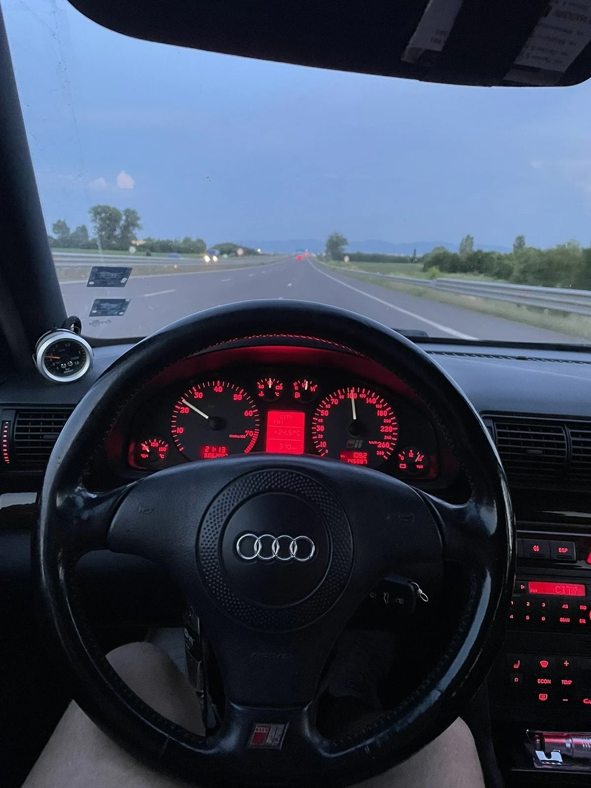 Audi S4, снимка 2 - Автомобили и джипове - 54747695